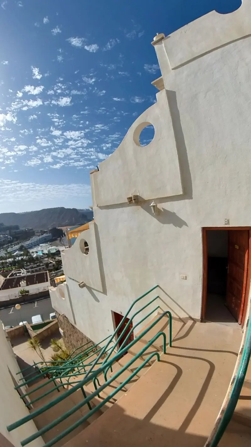 Entrance to the apartment